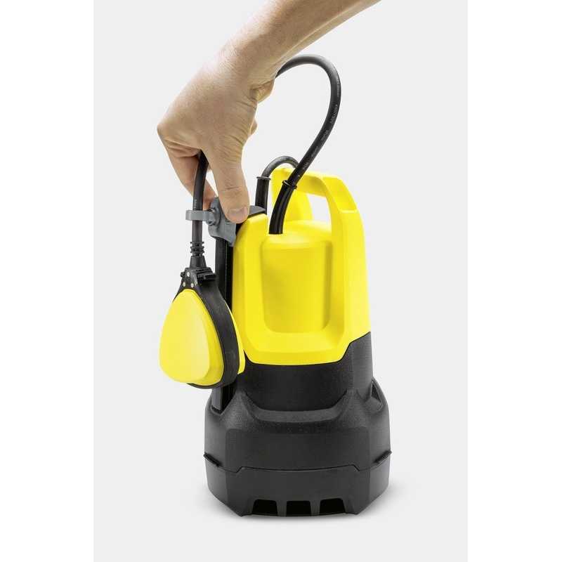 Pompe D'Évacuation Pour Eaux Chargées Aspirant À Plat Sp 5 Dual  KARCHER